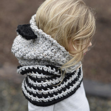 Raydin Raccoon Hood