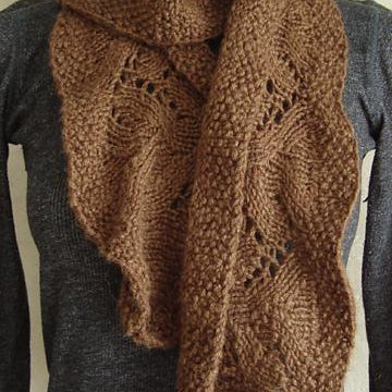 #97 Chic Ruffled-Edge Scarf