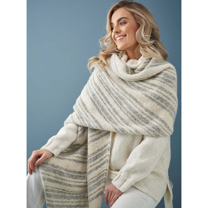 Rowan 14 Wrap Knitting Pattern