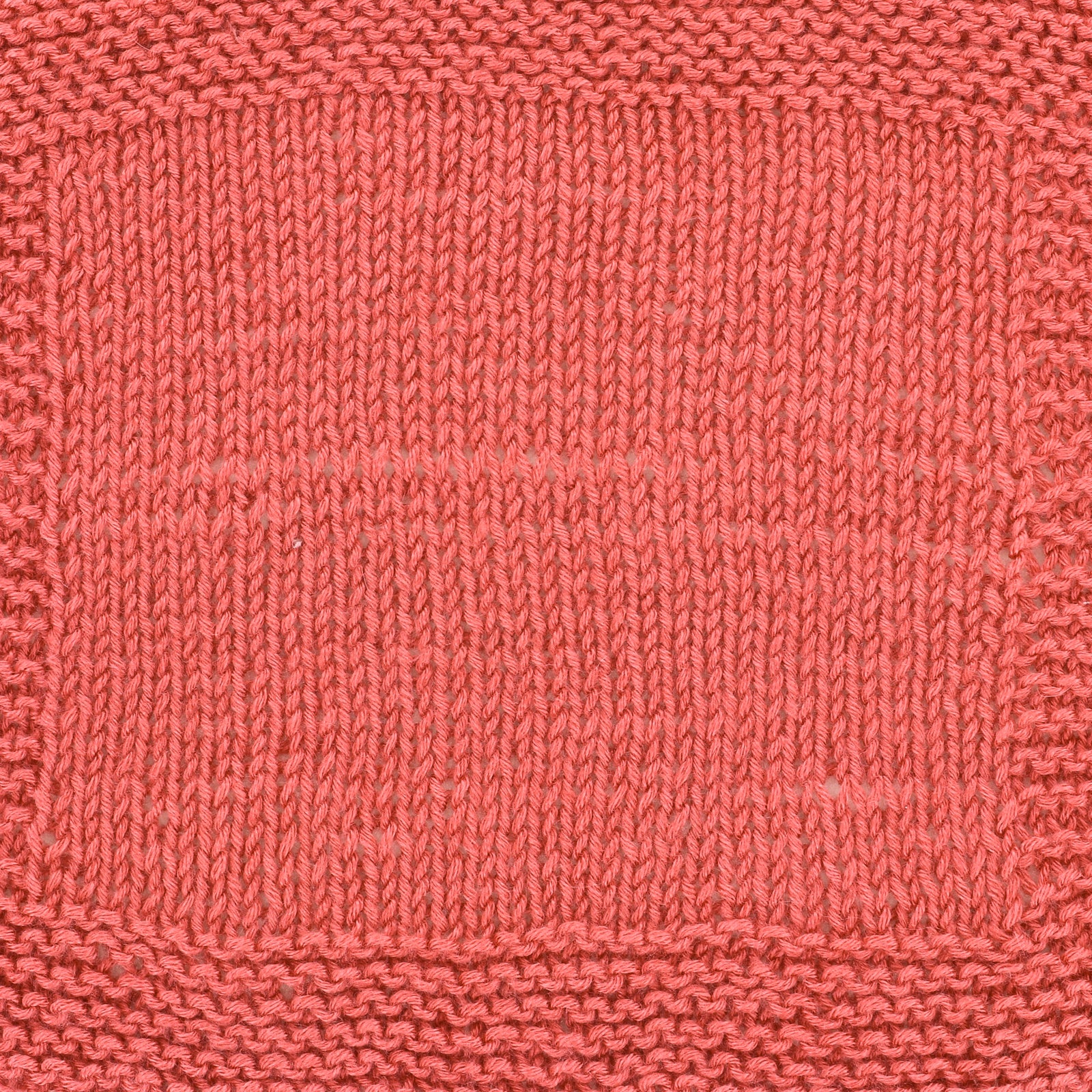 Universal Yarn Magnolia Yarn - Modal 4 Ply