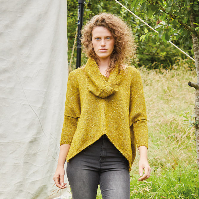 Rowan 10 Scallop Cowl Knitting Pattern