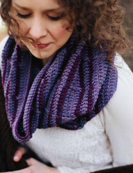 Trellisted Wisteria Cowl Crochet Pattern