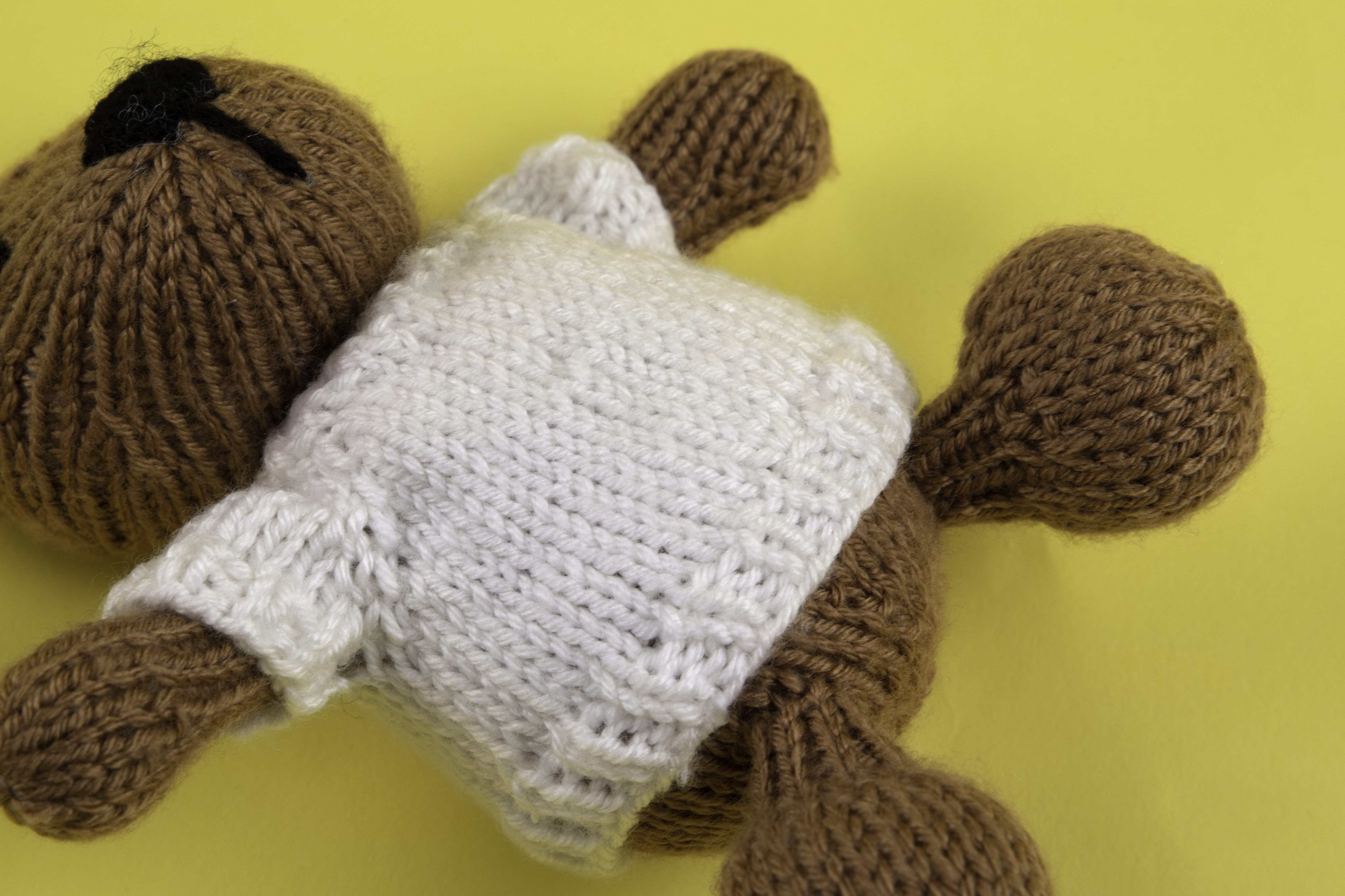 Deramores Bear Toy Knitting Pattern