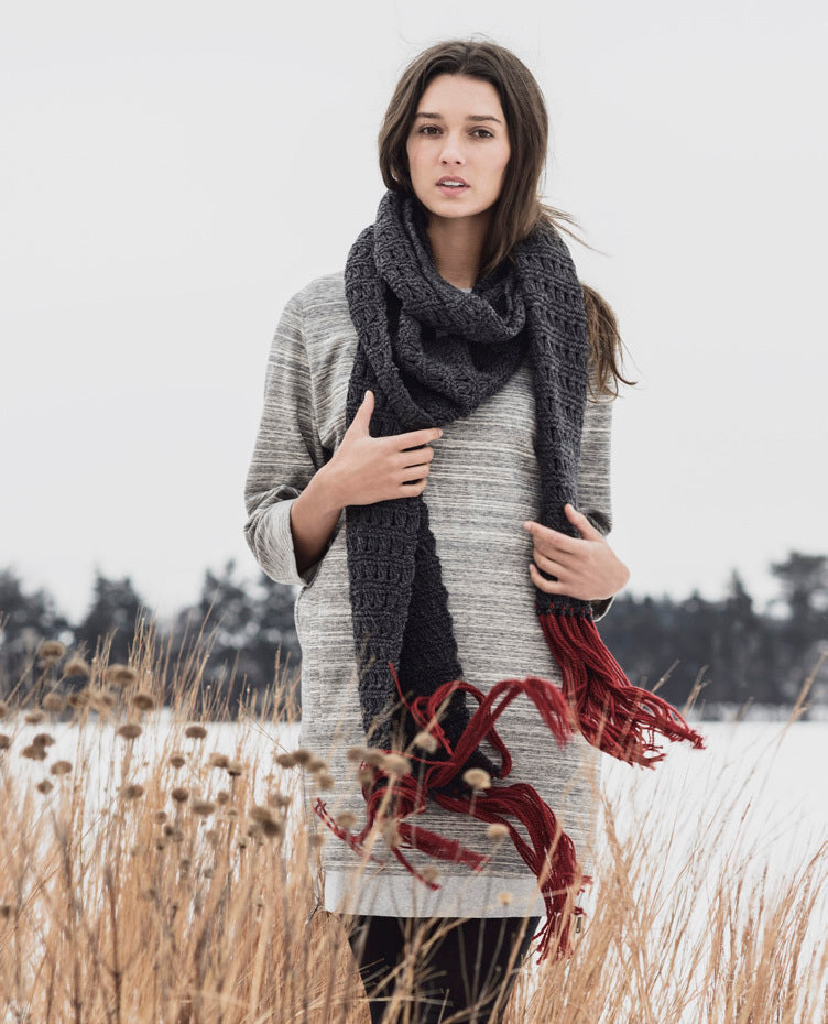 Blue Sky Fibers Silver Bay Scarf PDF