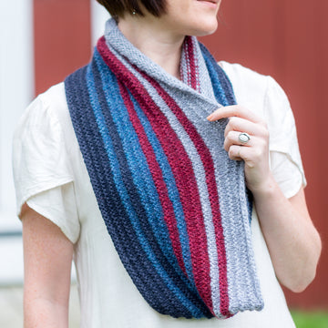 Valley Yarns Interrupted Quads Cowl Knitting Pattern