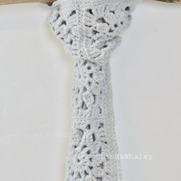 Eva Chunky Granny Square Scarf