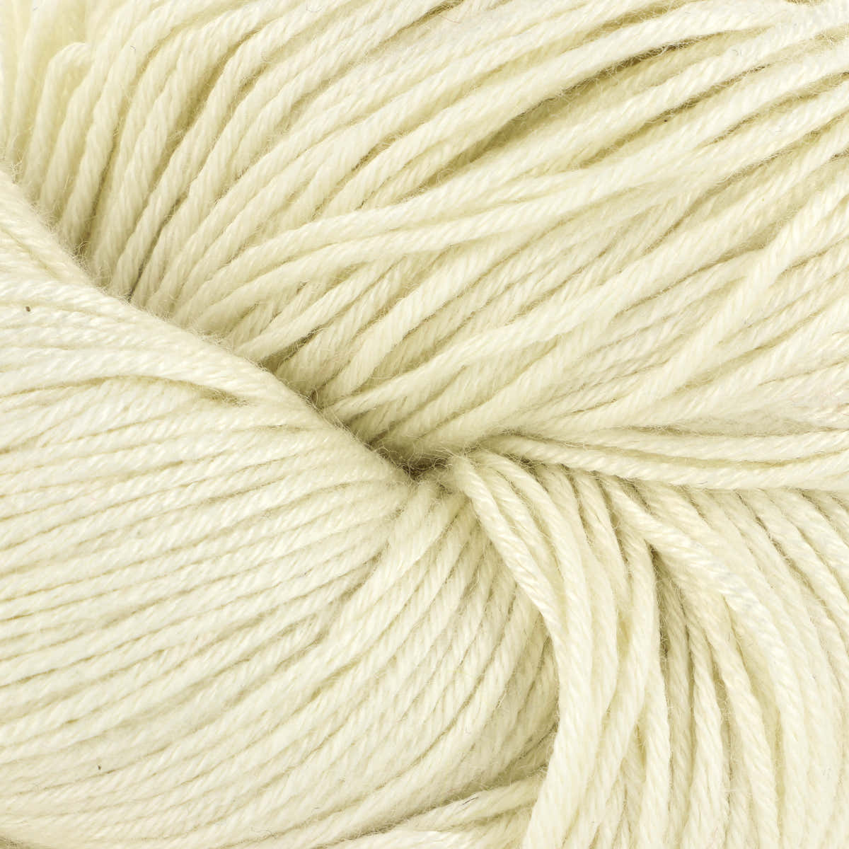 Universal Yarn Magnolia Yarn - Modal 4 Ply