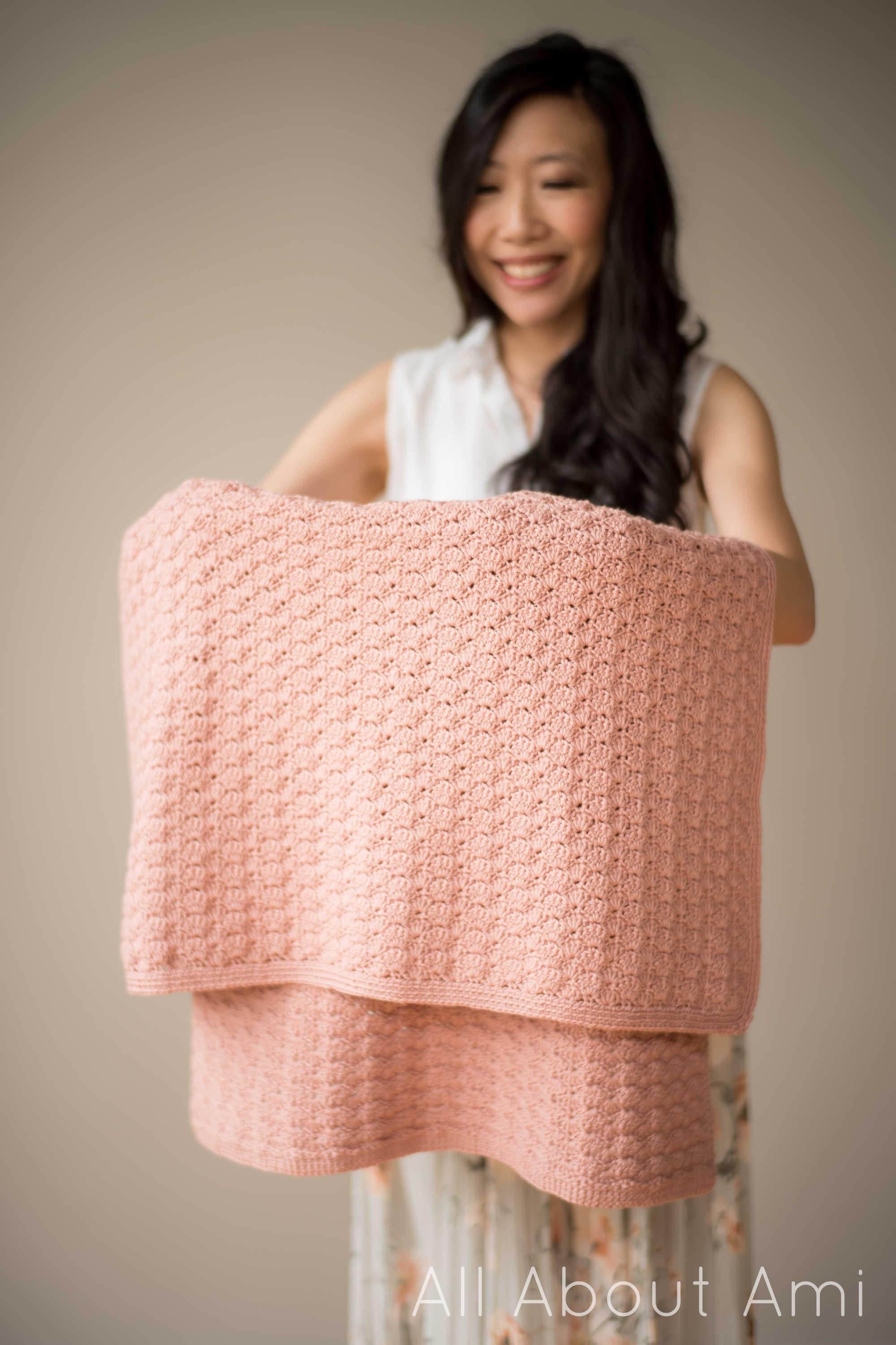 Dainty Shells Baby Blanket