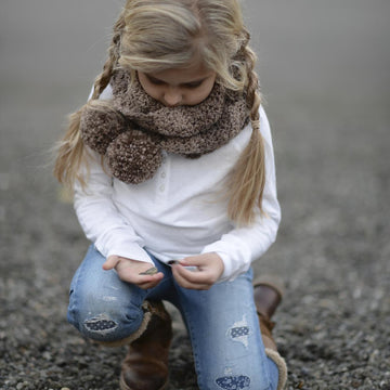 Tasselyn Scarf