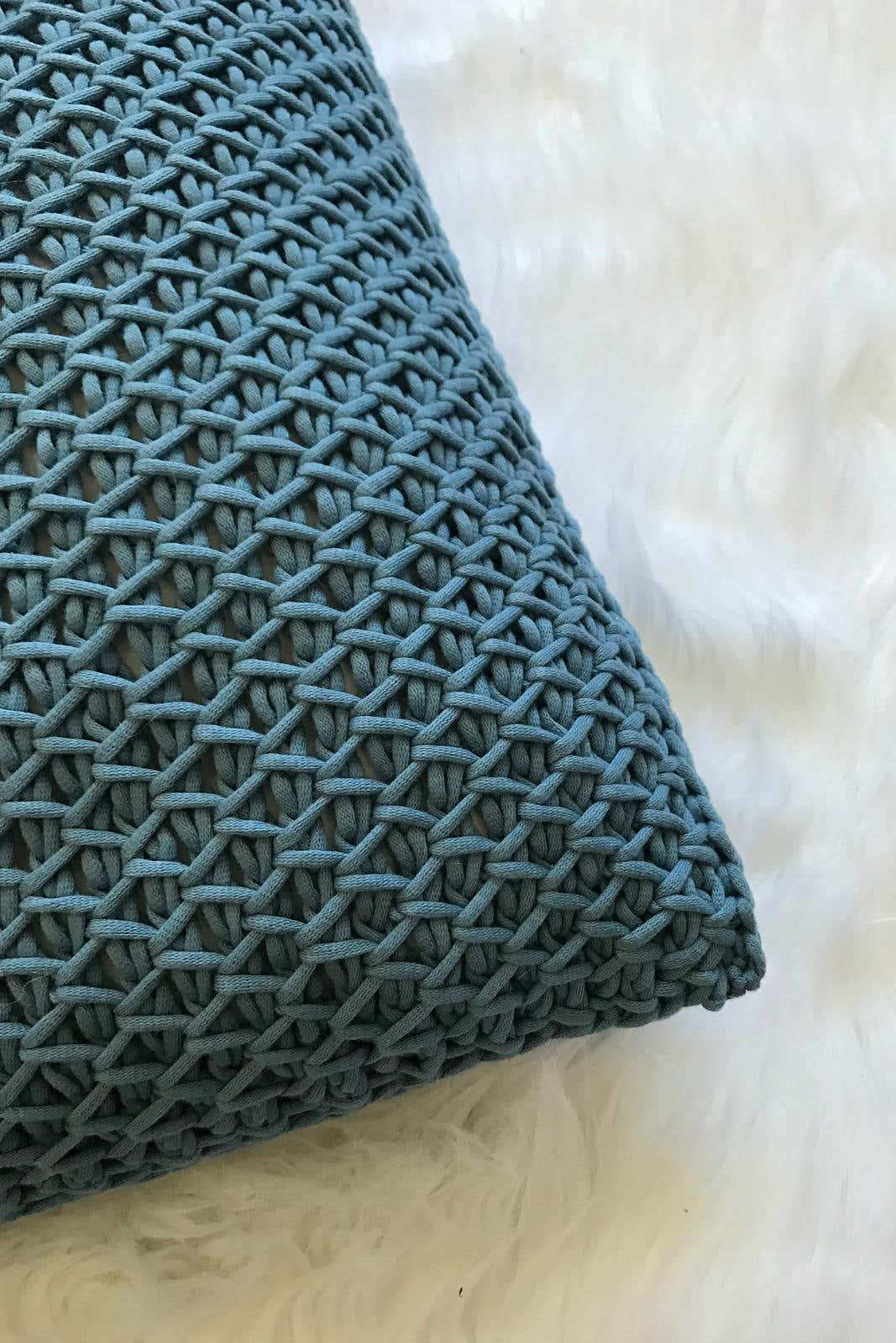 Cottage Throw Pillow - Tunisian Crochet