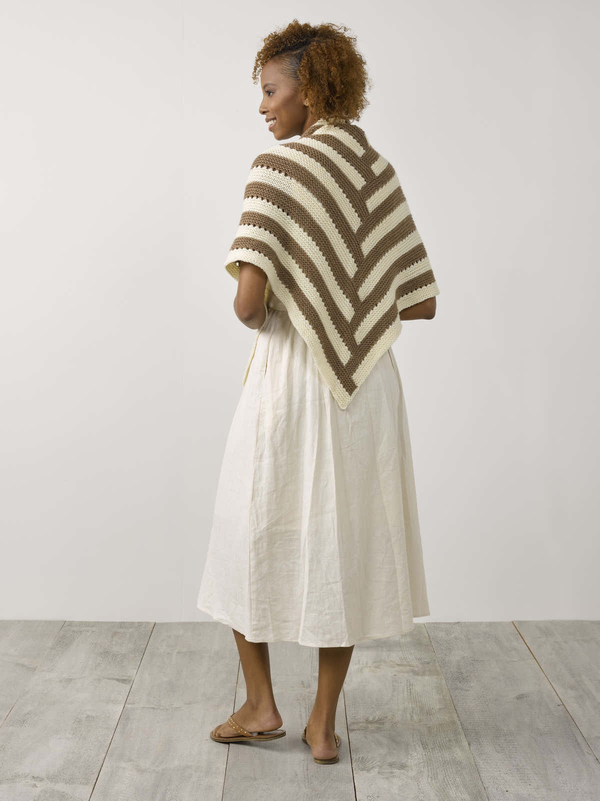 Tahki Yarns Sanderling Shawl Knitting Pattern