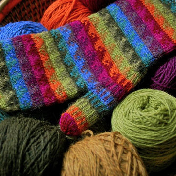 Kanagawa Mittens