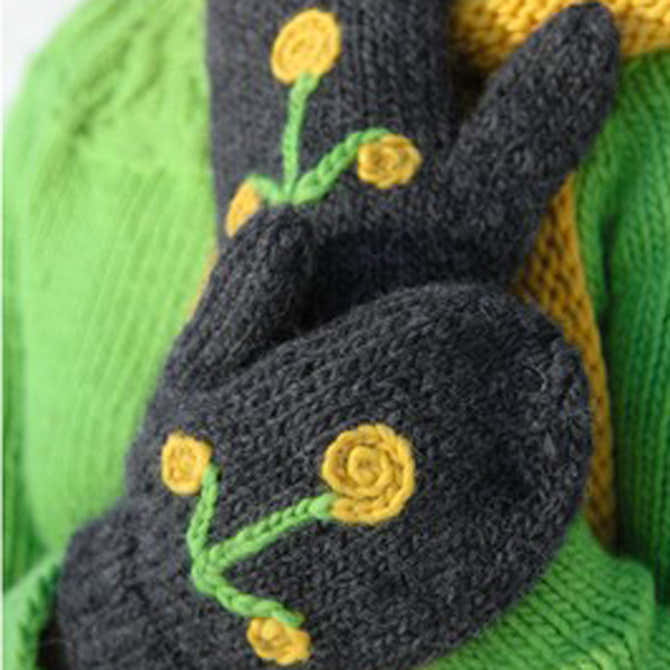 Valley Yarns Sprig Scarf & Mittens Knitting Pattern