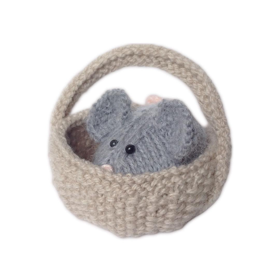 Squeaky Mouse in a Basket