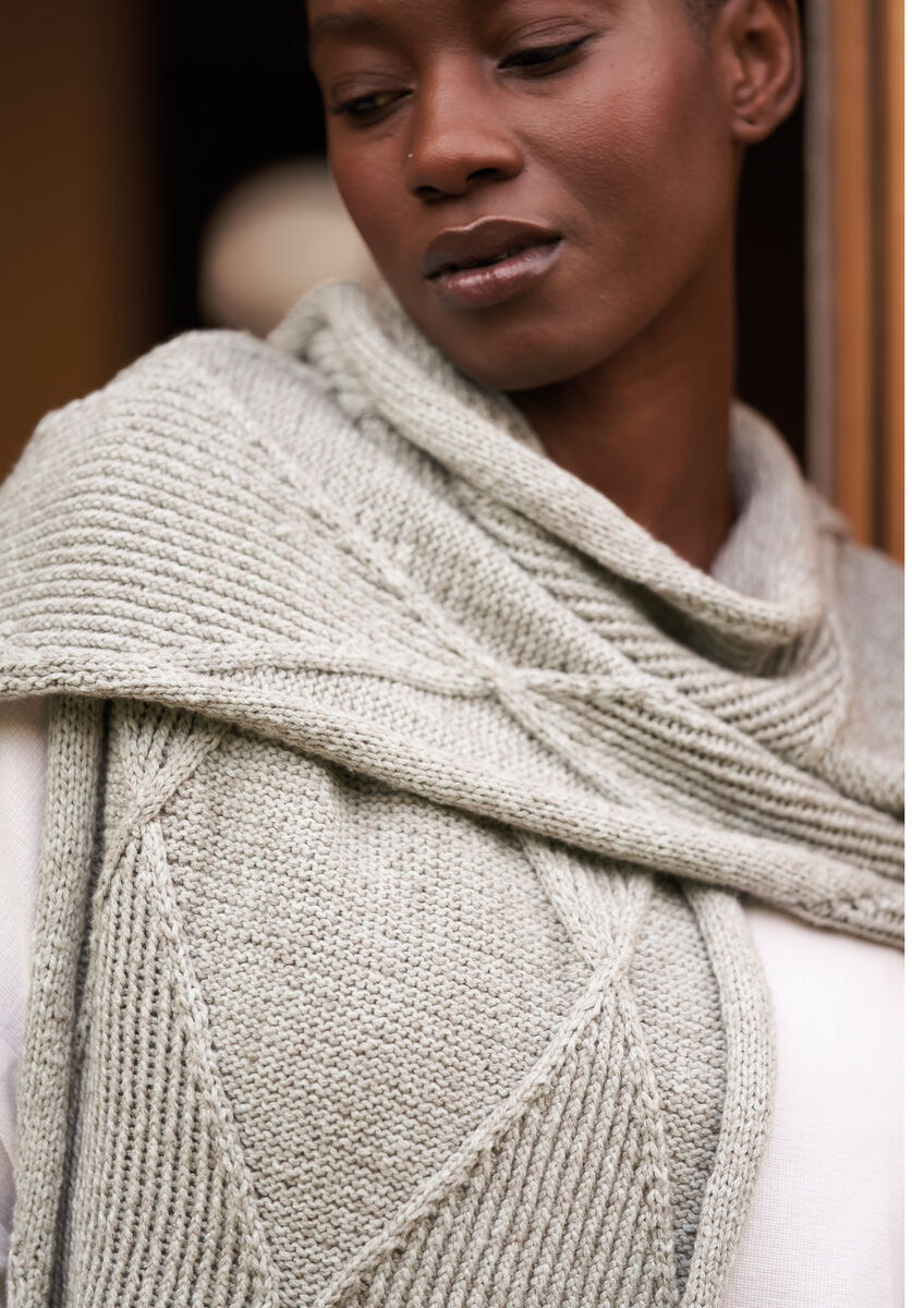 Thistle Scarf in Rowan Softyak DK PDF