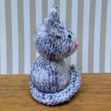 Sitting Kitten - Ferrero Rocher Covers