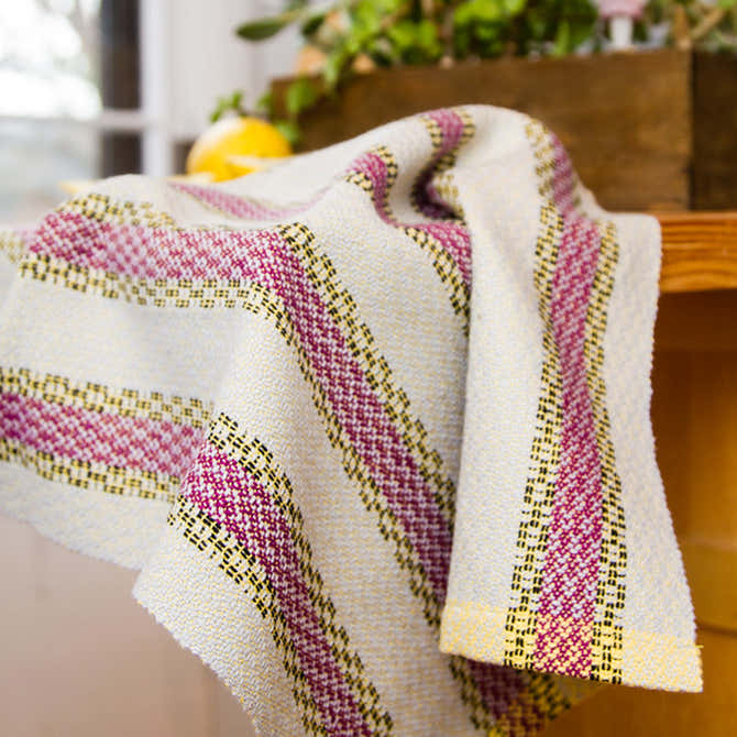 Valley Yarns #122 Festive Summer & Winter Towels