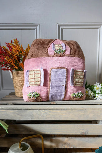 Cozy Pink House Pillow Cushion Knitting Pattern