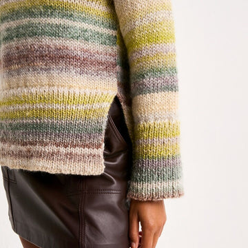 Sirdar Set-In Stone Sweater 10805 PDF