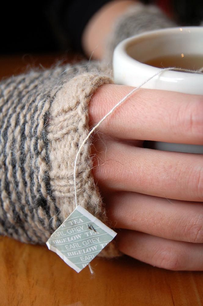 Earl grey mitts