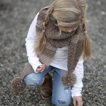 Tasselyn Scarf