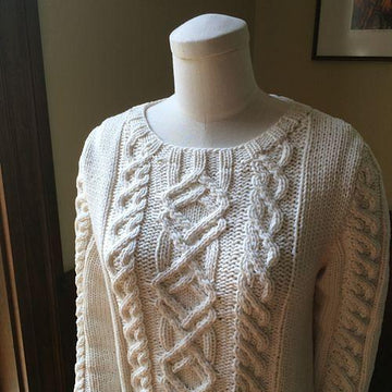 Lariana Cabled Pullover