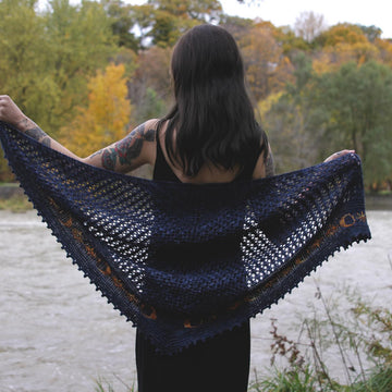 Widdershins Shawl
