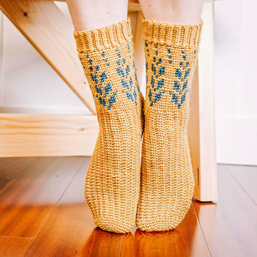 Vine Colorwork Crochet Socks