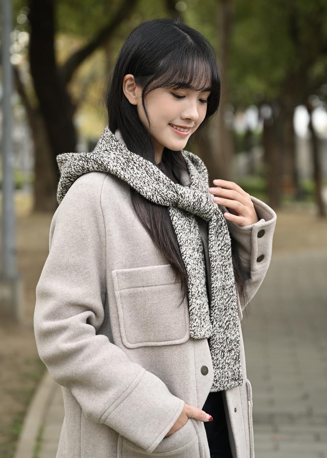 Avely Hood