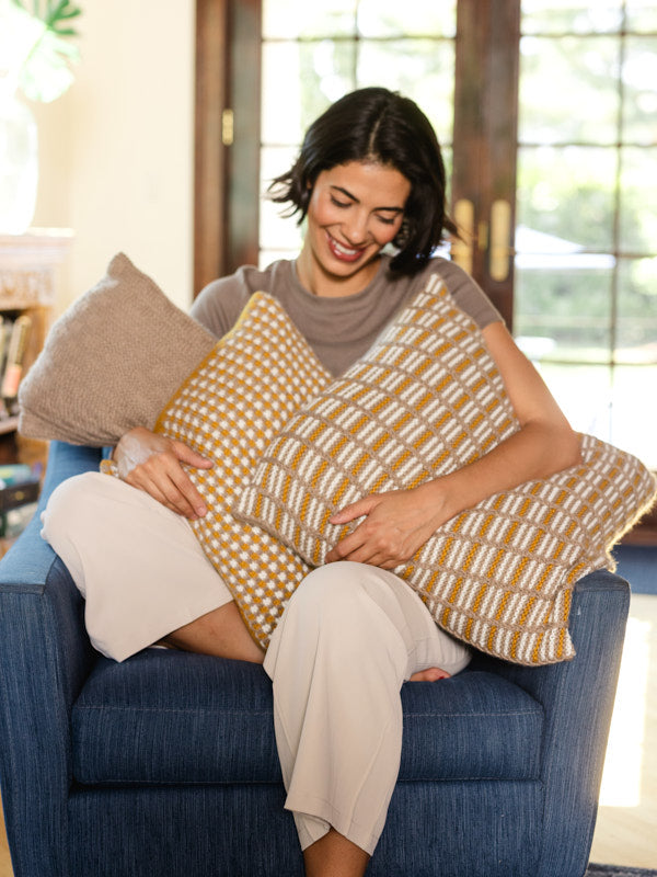 Newport Cushion in Berroco Modern Comfort Knitting Pattern