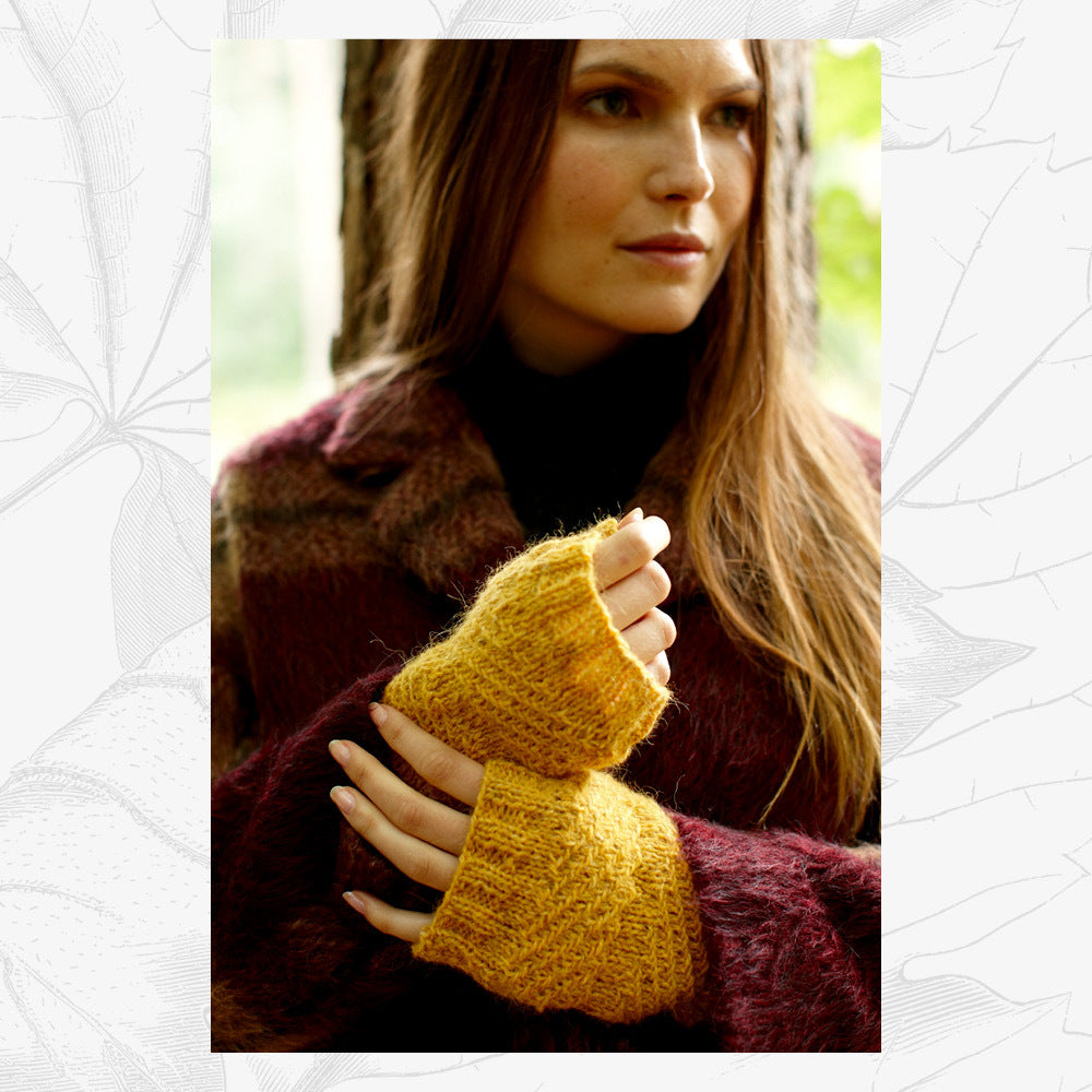 Willow & Lark Zoe Wristwarmers Knitting Pattern