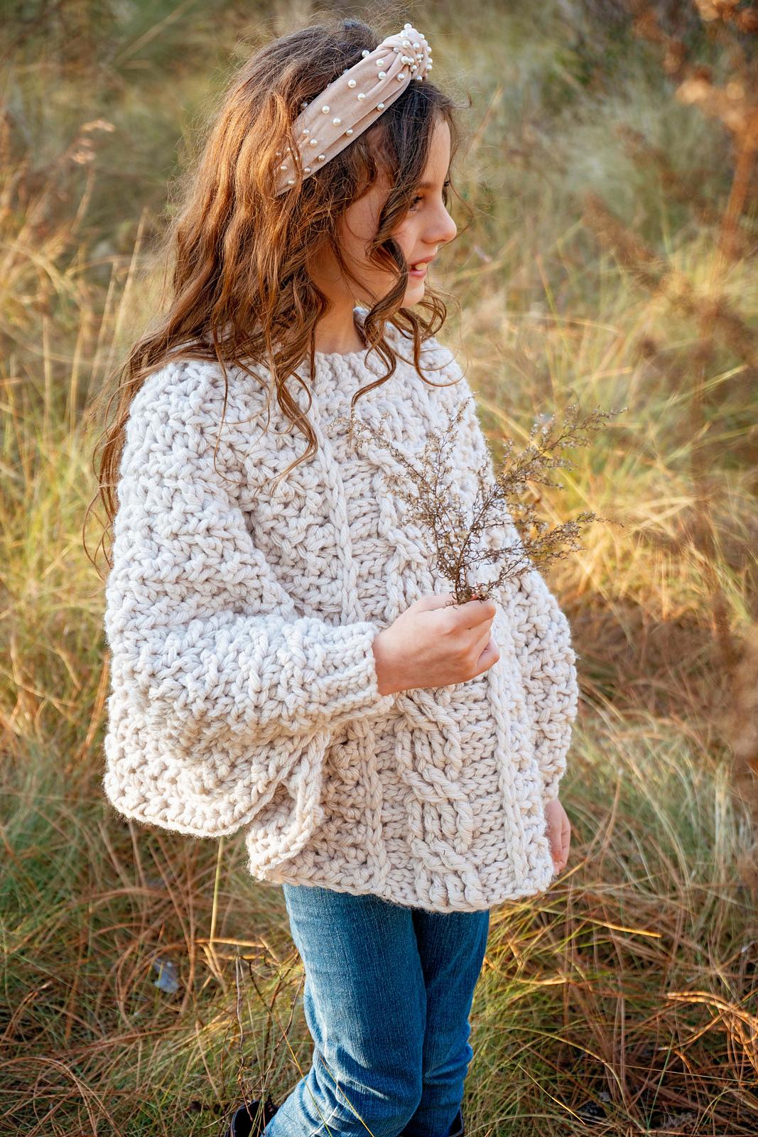 Starlette Cable Crochet Poncho