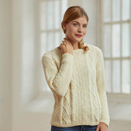 Tahki Yarns Woolf Pullover Knitting Pattern