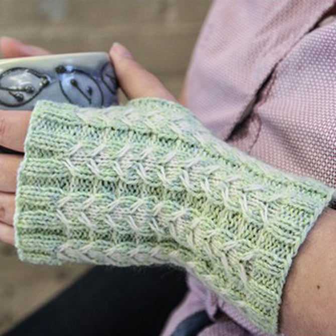 Valley Yarns Orchid Mitts Knitting Pattern