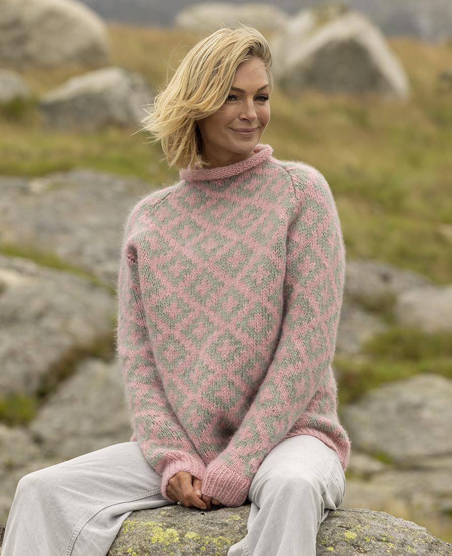 Veslemoy Sweater in Viking of Norway Alpaca Bris PDF