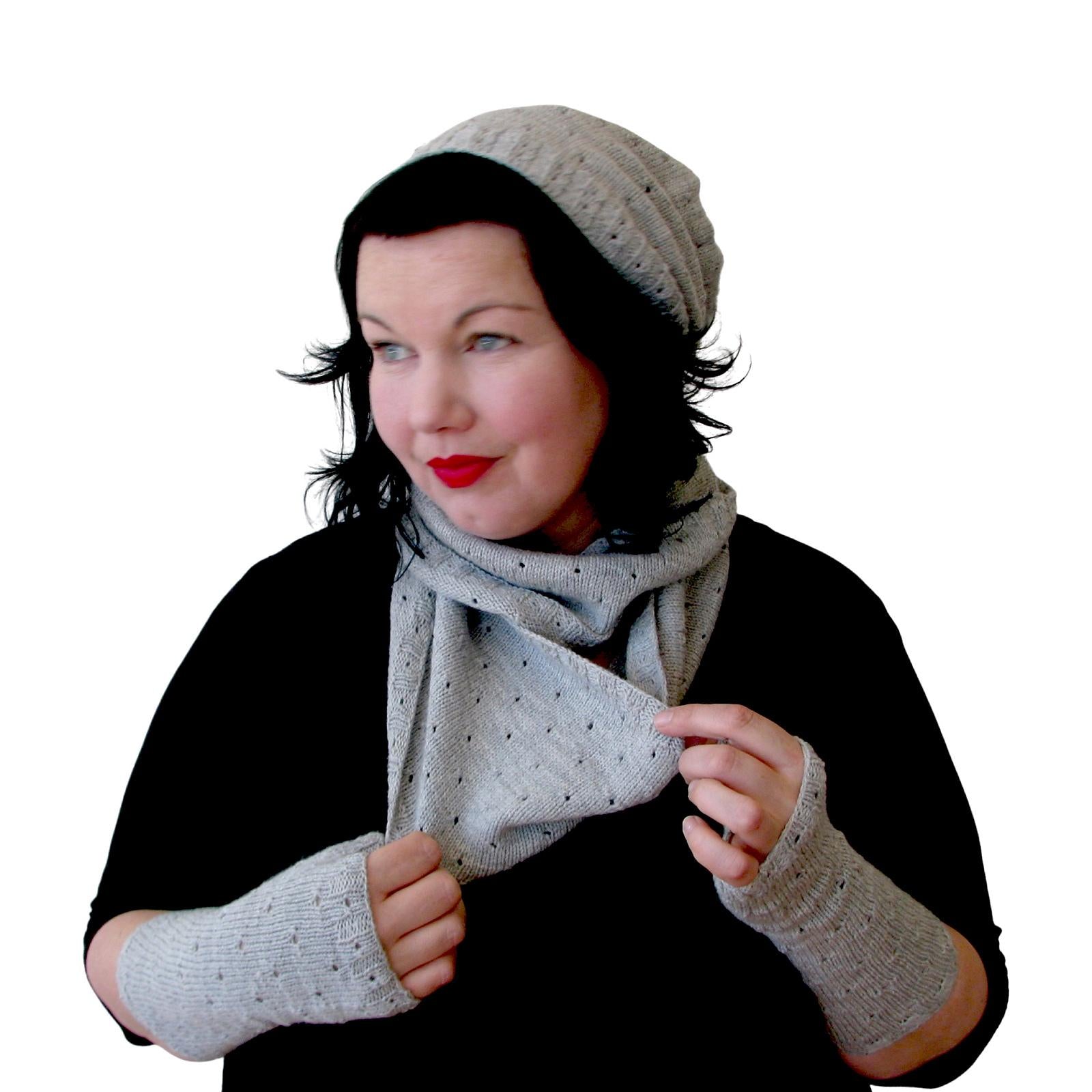 Mirri Cowl