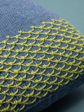 Lennox Pillowcase in Berroco Vintage Baby PDF