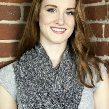 Flower Stitch Cowl in Plymouth Yarn Nettle Grove - F690 - PDF