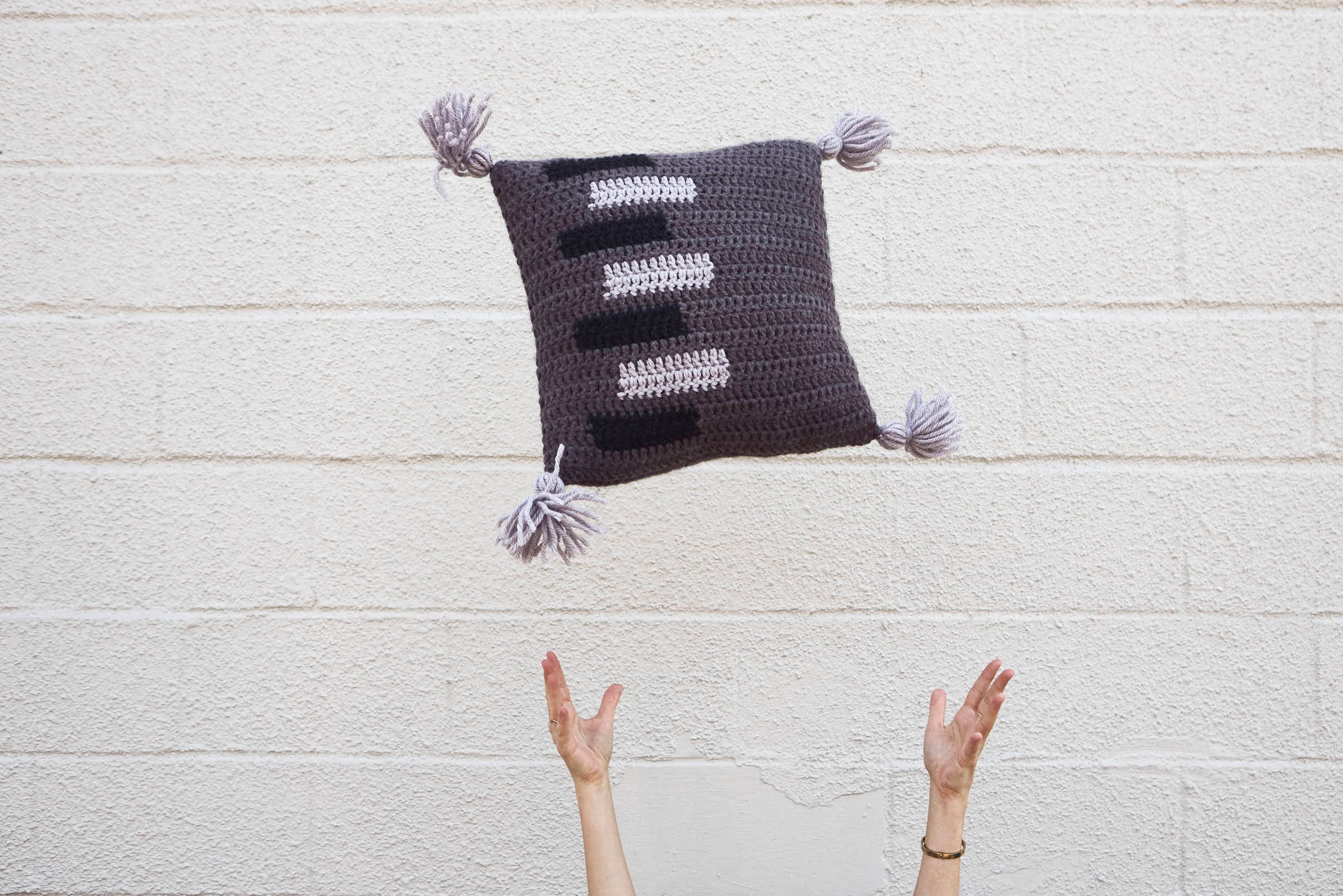 Sliding Doors Throw Pillow Cushion Crochet Pattern