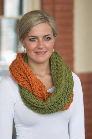 Infinity Scarf in Plymouth Yarn De Aire - F368 - PDF