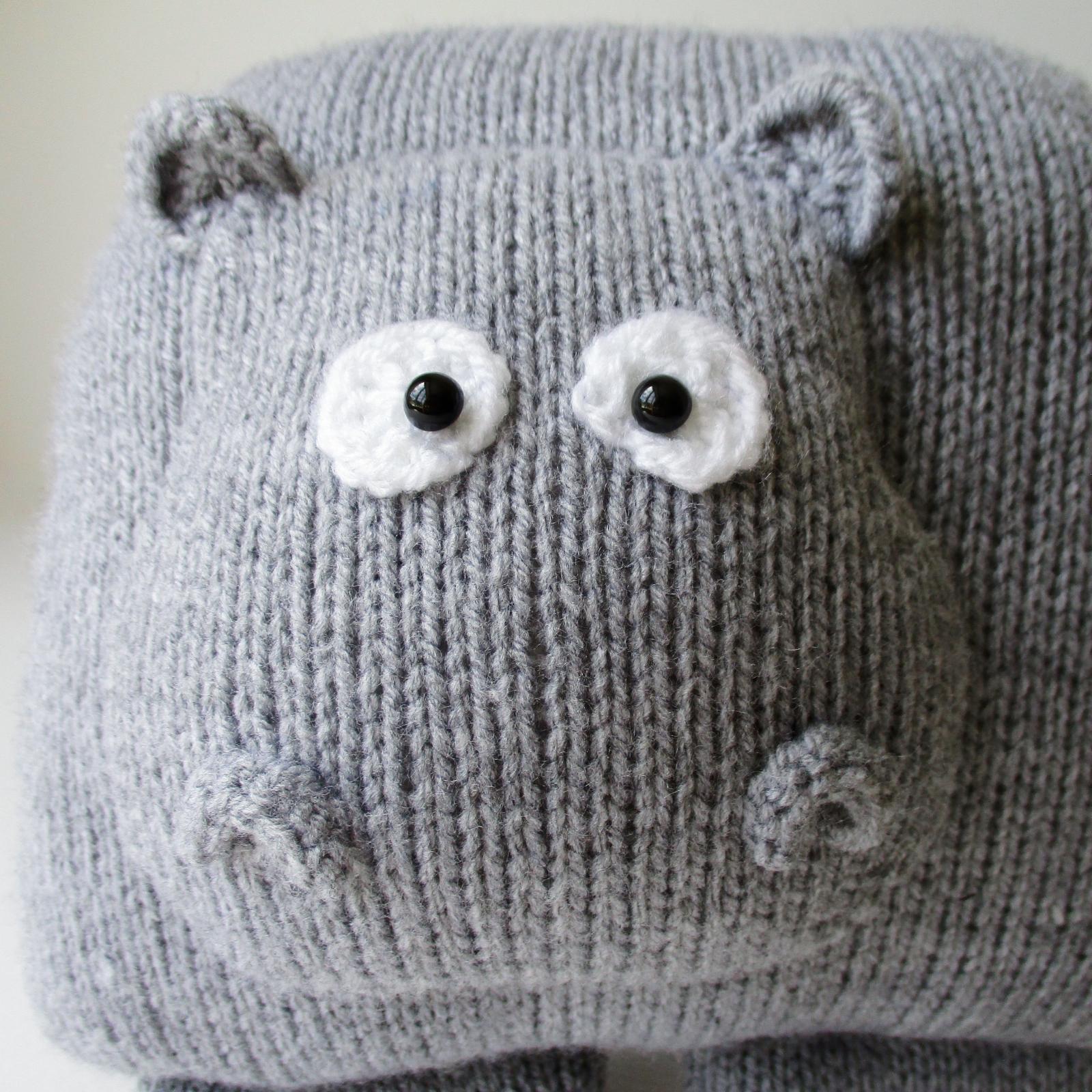 Hippo Cushion