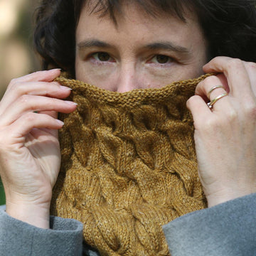 Abys Cowl