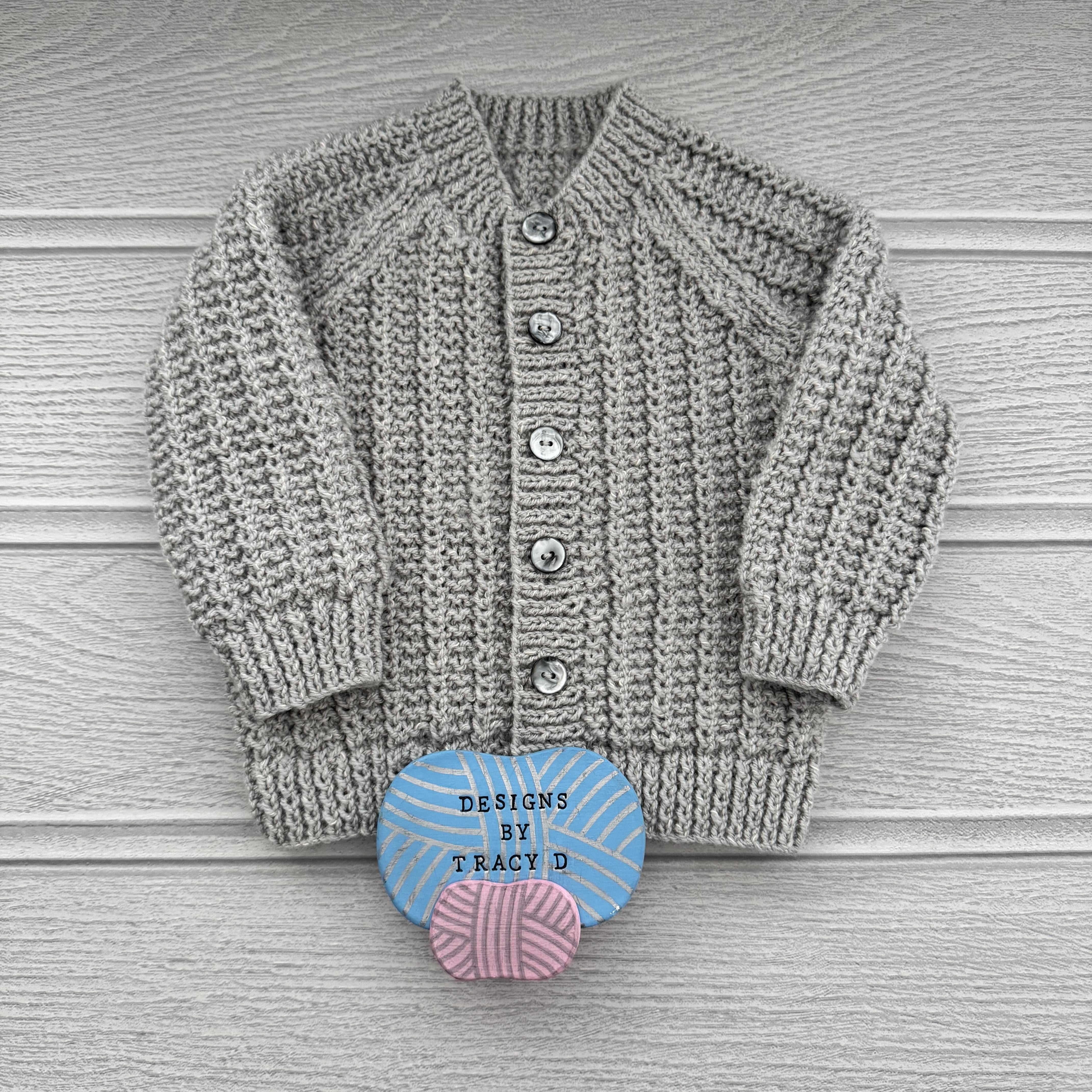 Joey  Baby cardigan knitting pattern 0-9/12mths approx