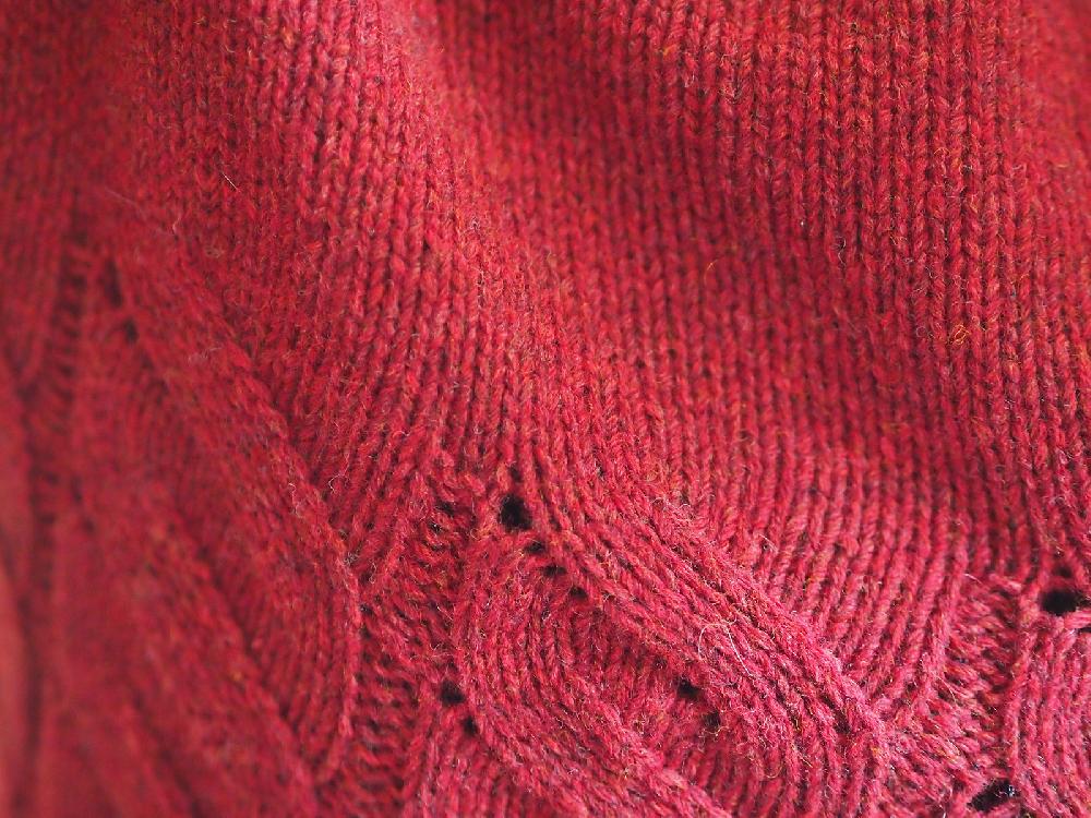 Cinnabar cables