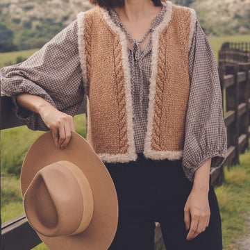 Fluffy Border Vest
