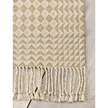 Valley Yarns #195 Diamond Wall Hanging