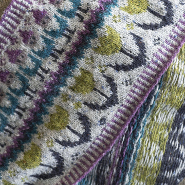 Gnome and Tulip Twisted Cowl