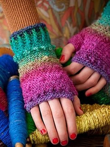 Crochet Noro: 30 Dazzling Designs