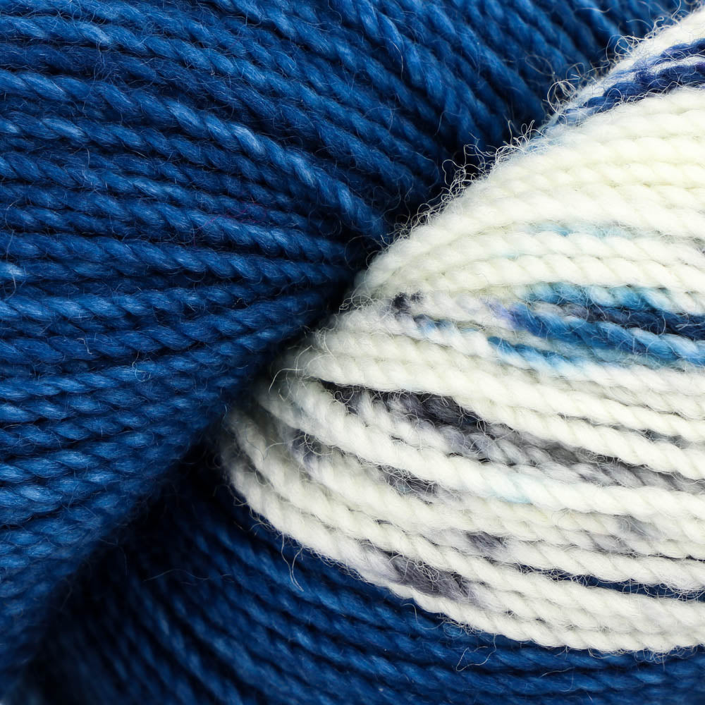 Baah Yarn La Jolla Pooling Yarn - Merino Wool 4 Ply