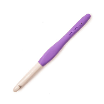 Clover Amour Crochet Hook (15.50cm) - 8.00mm
